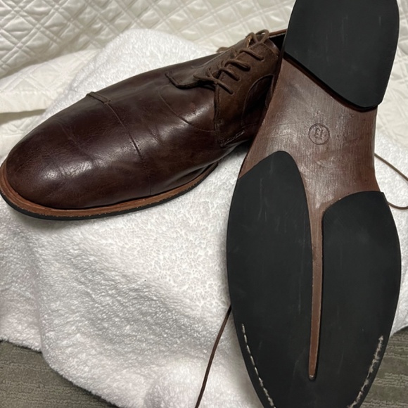 Leather Shpes - Picture 4 of 9